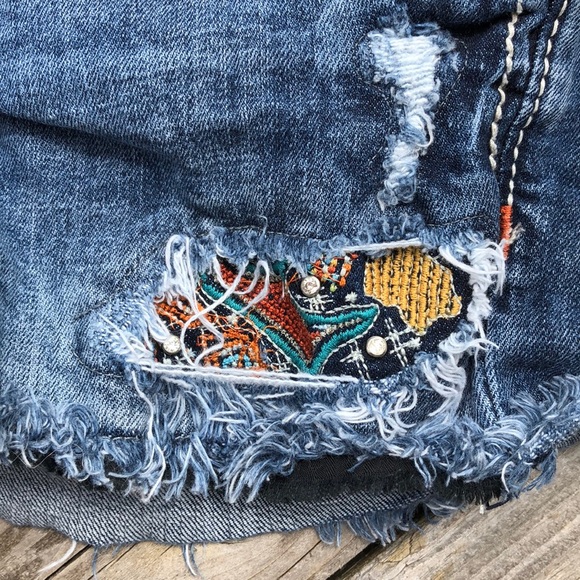 Miss Me Jean shorts - Picture 6 of 6